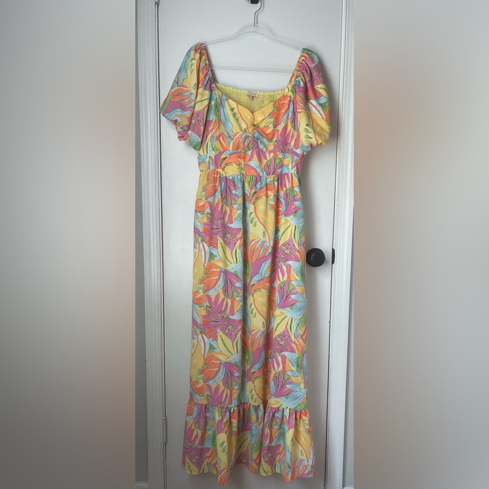Skies Are Blue Floral Maxi Dress (Large)